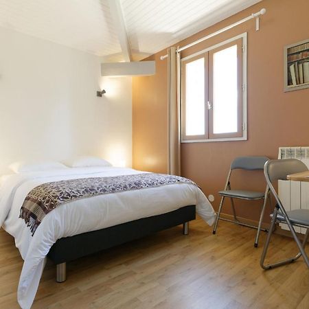 Chambre D'Hotes De Charme A La Maison Bleue Savignac-Mona Exteriör bild