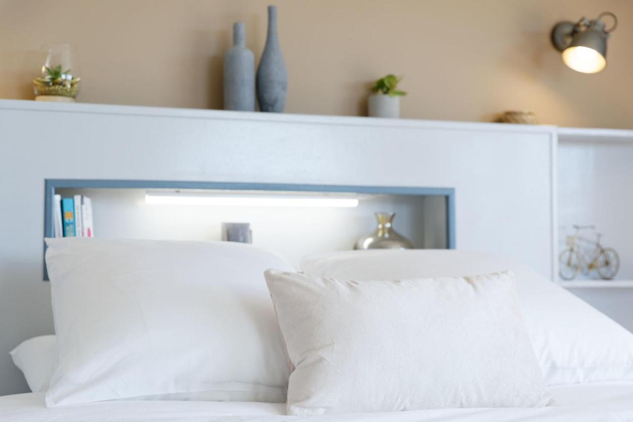 Chambre D'Hotes De Charme A La Maison Bleue Savignac-Mona Exteriör bild