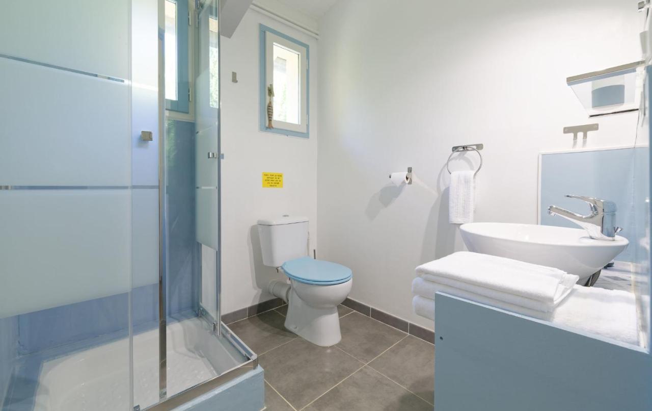 Chambre D'Hotes De Charme A La Maison Bleue Savignac-Mona Exteriör bild